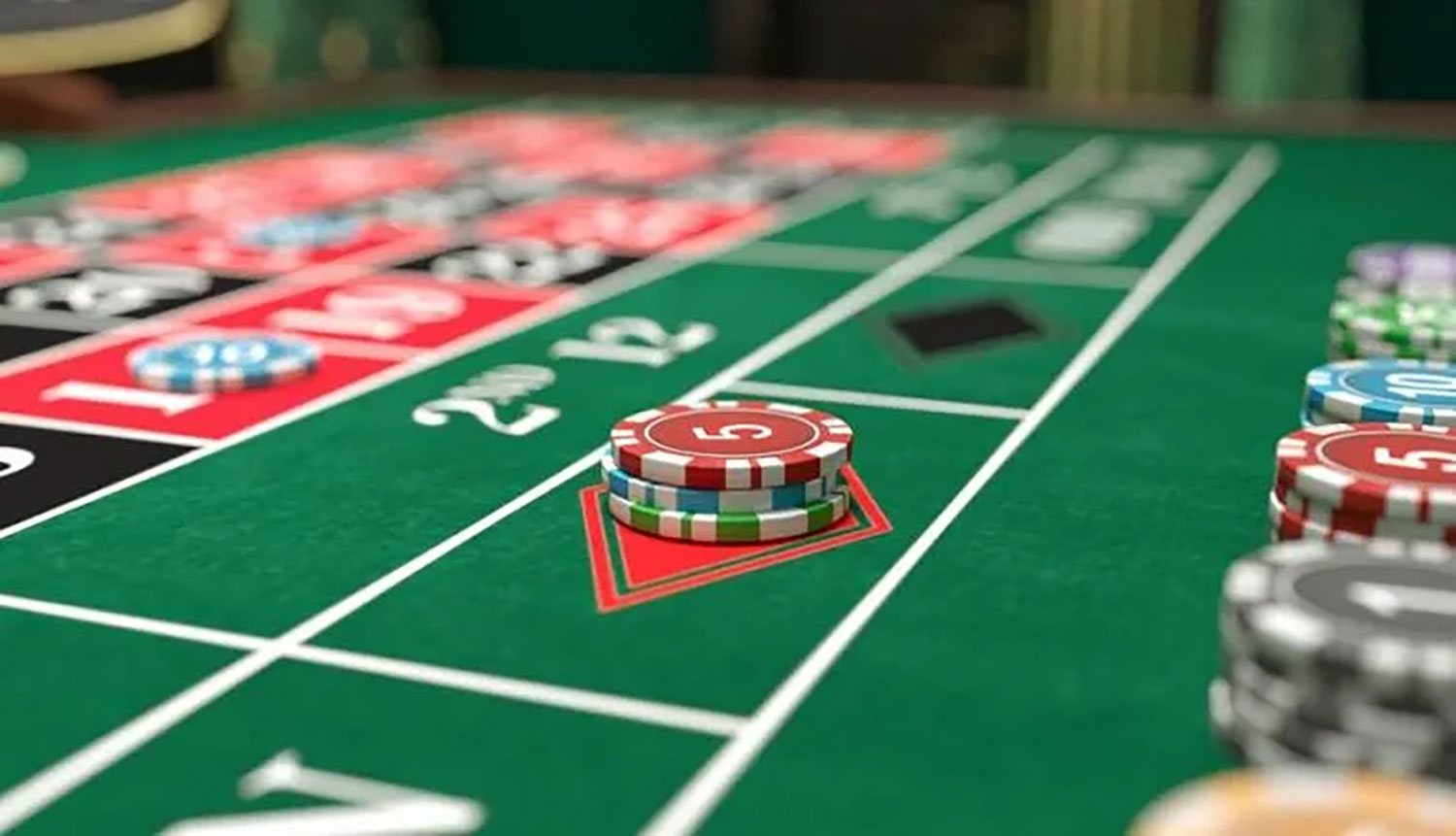 Mini Roulette Game Tabletop Mini Wheel Betting Board Chips
